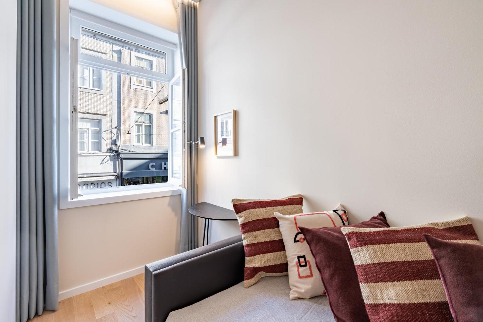 Viva 4 Suites Batalha Residence & Size Flats Batalha Porto Ngoại thất bức ảnh